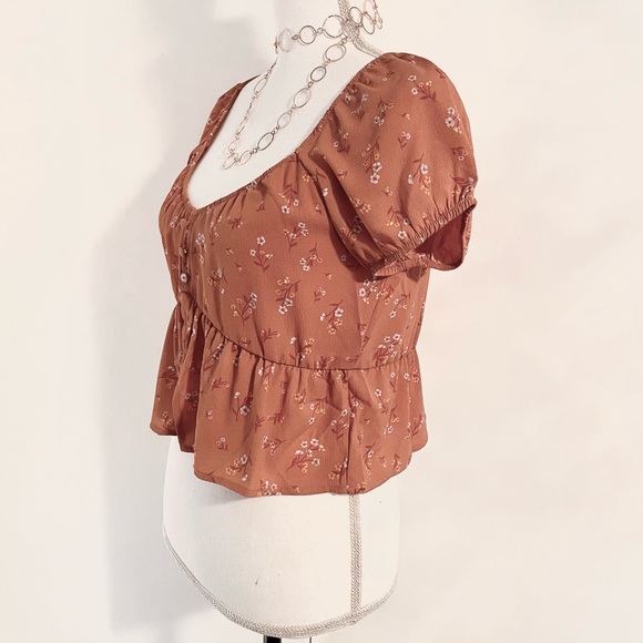 NWT Pink Rose Floral Smocked Short Sleeve Blouse - Picture 4 of 6